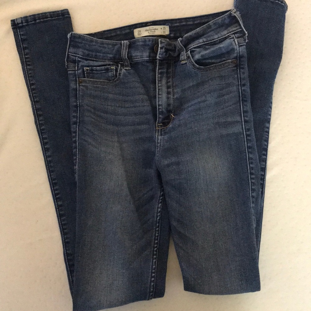 Abercrombie high rise super skinny jeans